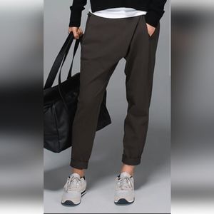 Lululemon yogini trouser pant dark wren 6 luon